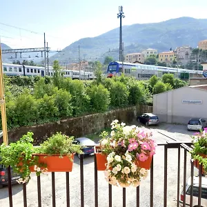 Aurora 5 Terre Guest house
